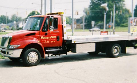 Mooney & Son's Towing & Auto Repair