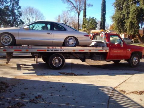 Segura's Towing