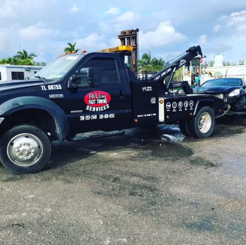 L & R Fast Towing Services