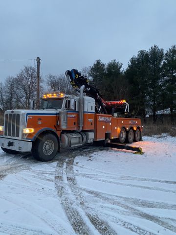 Suburban Towing & Recovery